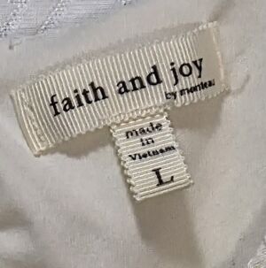 Women's L Faith And Joy Sleeveless Blouse Ivory Liner With Lace Shell